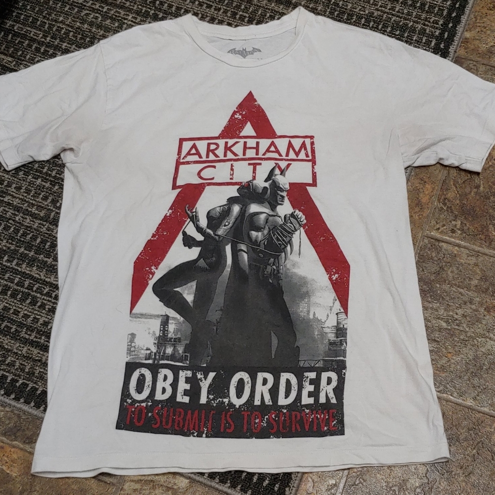 Arkham City Batman t-shirt mn. sz.Small